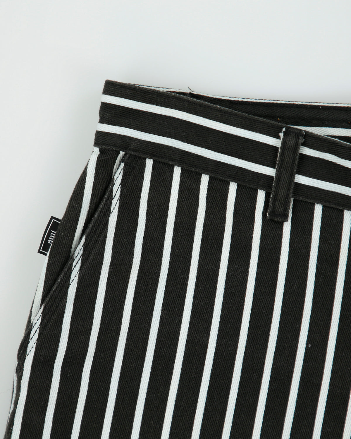 Ami Alexandre Mattiussi Pinstripe Relaxed Fit Denim Carpenter Shorts - W33