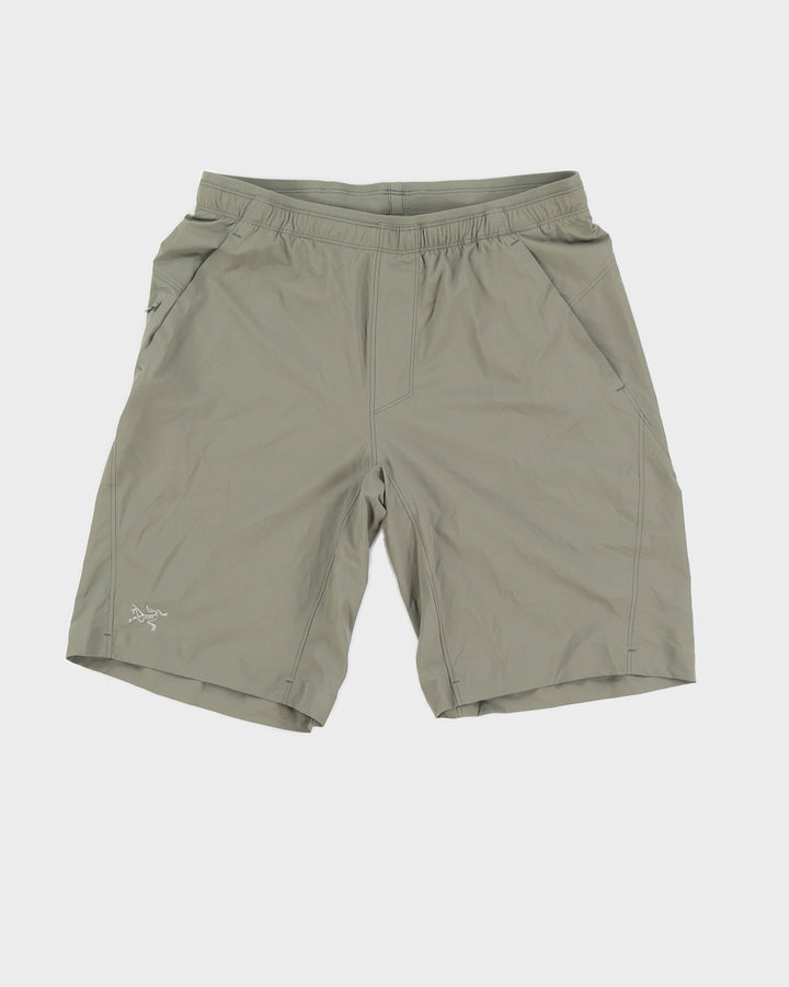 Arc'teryx Grey Utility Shorts - W32