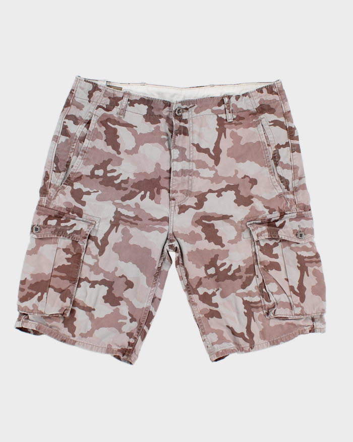 Vintage Levi's Camouflage Cargo Shorts - 34