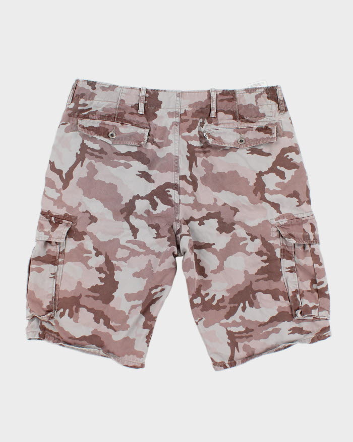 Vintage Levi's Camouflage Cargo Shorts - 34