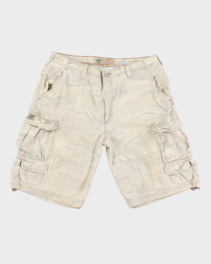 Vintage 90's Lee Camouflage Cargo Shorts - W36