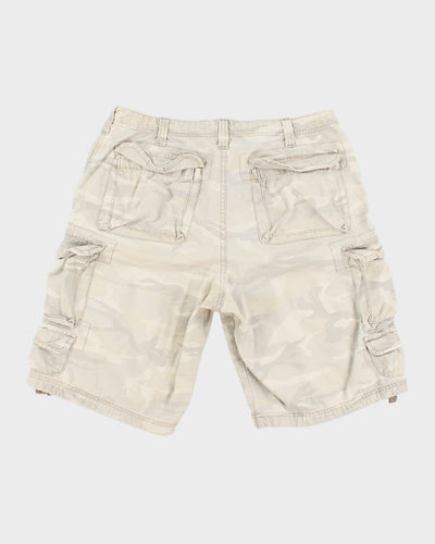 Vintage 90's Lee Camouflage Cargo Shorts - W36
