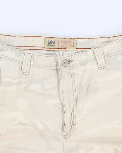Vintage 90's Lee Camouflage Cargo Shorts - W36
