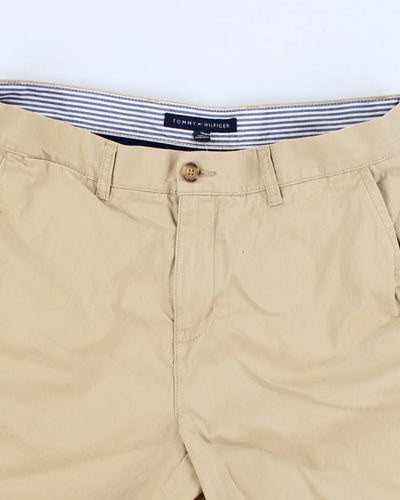 Vintage Men's Tommy Hilfiger Chino Shorts - W32