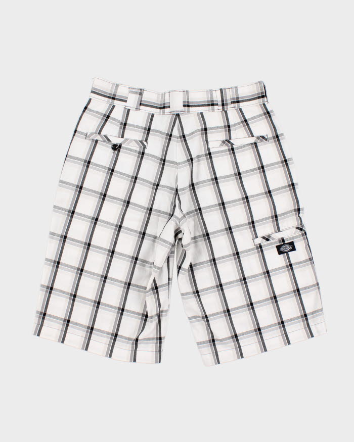 Dickies Regular Fit Check White Shorts - W32