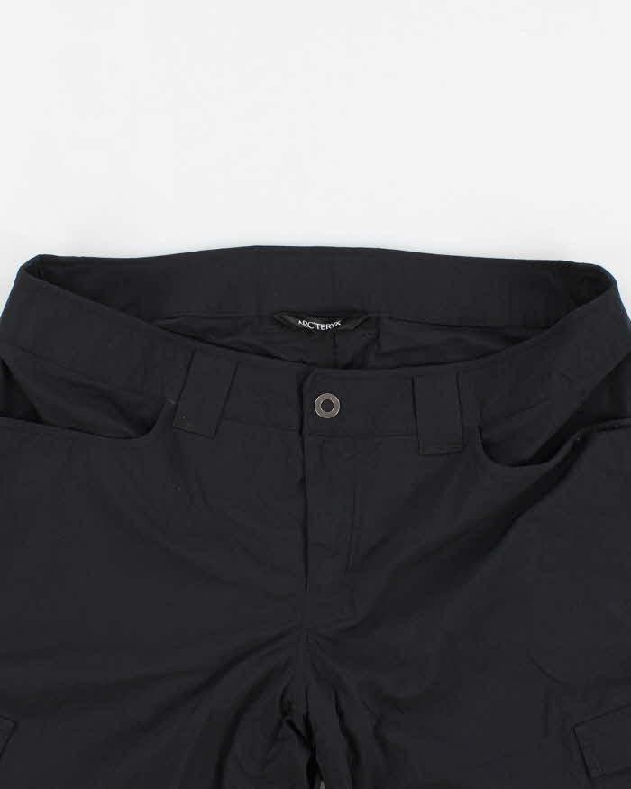 Arc'teryx Black Men's Shorts - W34