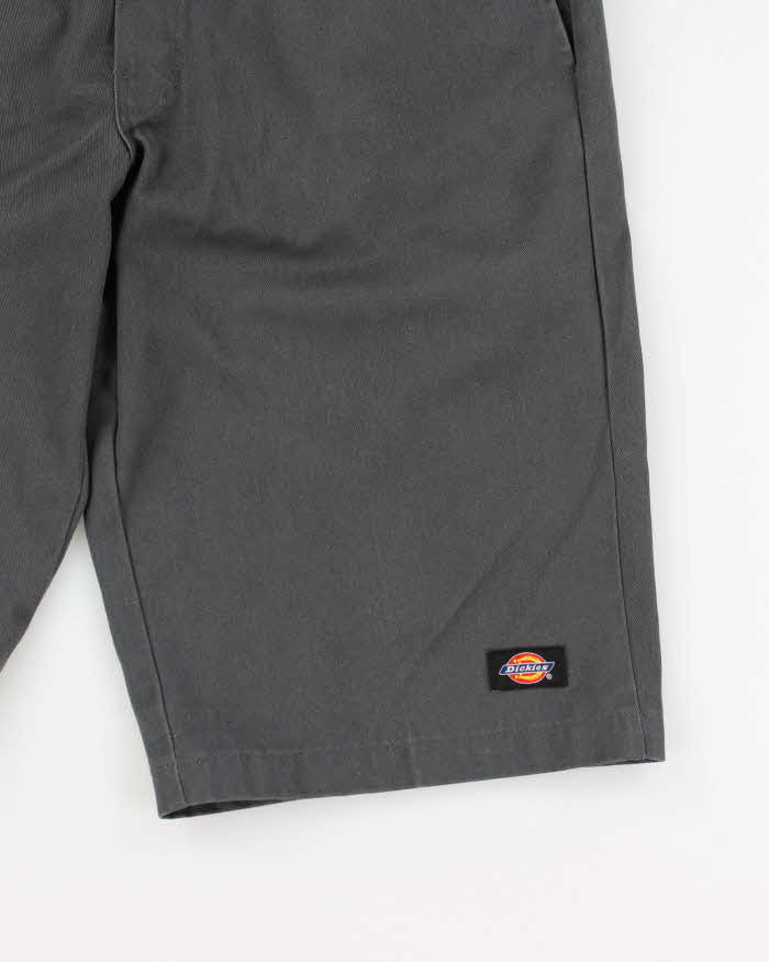 Dickies Relaxed Fit Grey Shorts - W32