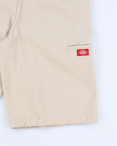 Dickies Beige Shorts - W29