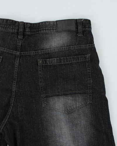 Y2k 00s Southpole Black baggy Denim Shorts - W44
