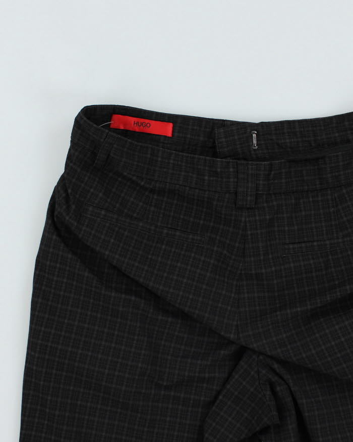Hugo Boss Check Shorts - W38