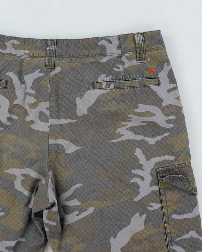 Dockers Camouflage Cargo Shorts W34 Rokit