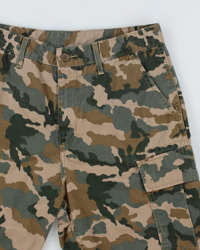 Levi's White Tab Camouflage Cargo Shorts - W31