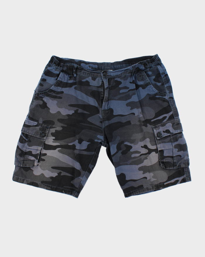 00s Faded Blue Camouflage Cargo Shorts - W38