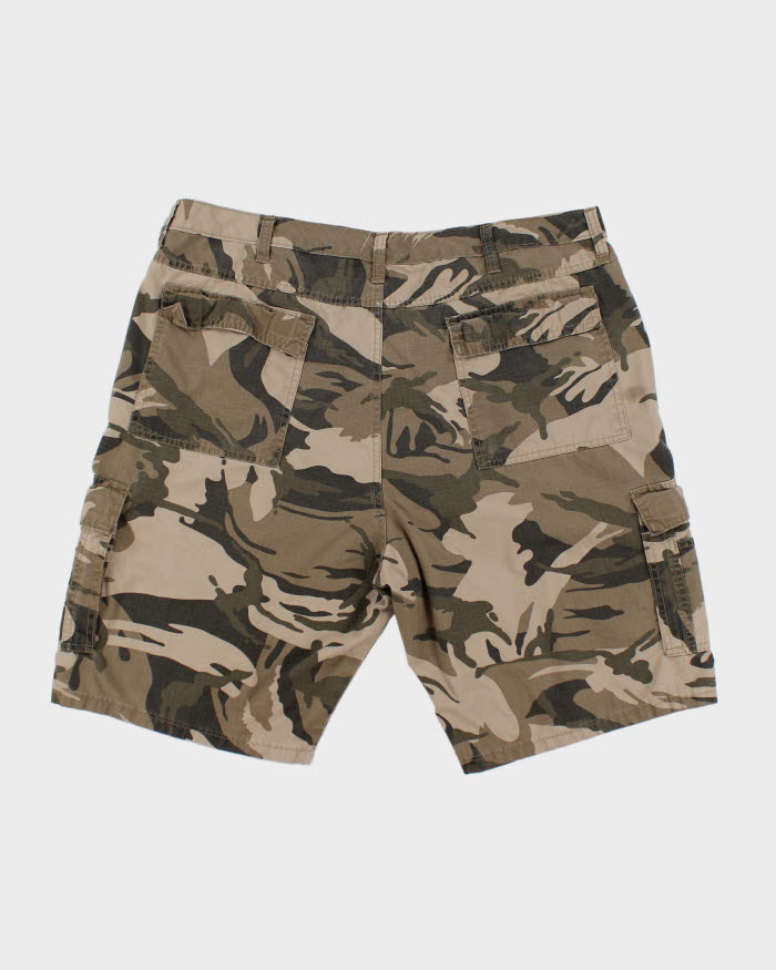 Wrangler Sand Camouflage Cargo Shorts - W40