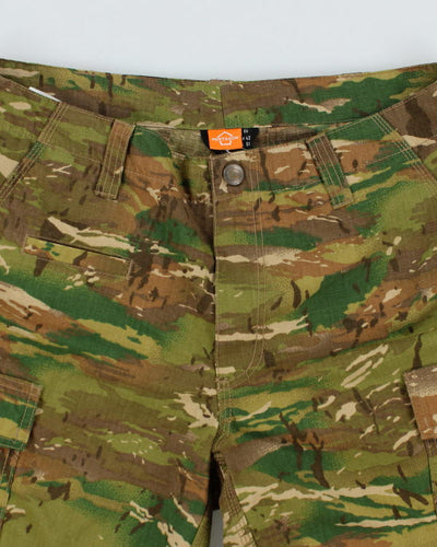 Y2k 00s Pentagon Camouflage  Shorts - W34
