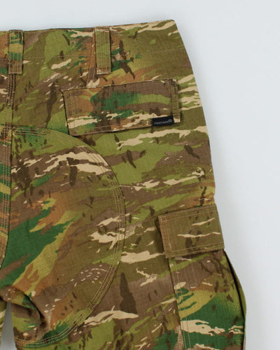 Y2k 00s Pentagon Camouflage  Shorts - W34
