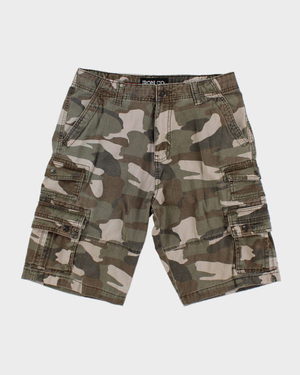 Y2k 00s Camouflage Shorts - W32