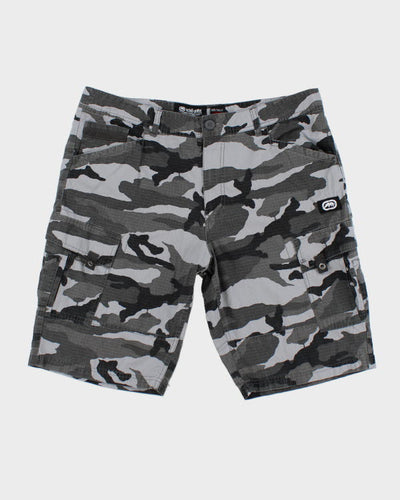Y2k 00s Ecko Camouflage Shorts - W38