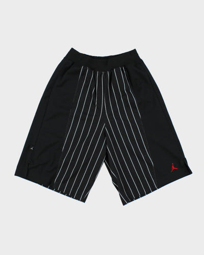Jordan Loose Fitting Striped Basketball Shorts - W30 L11