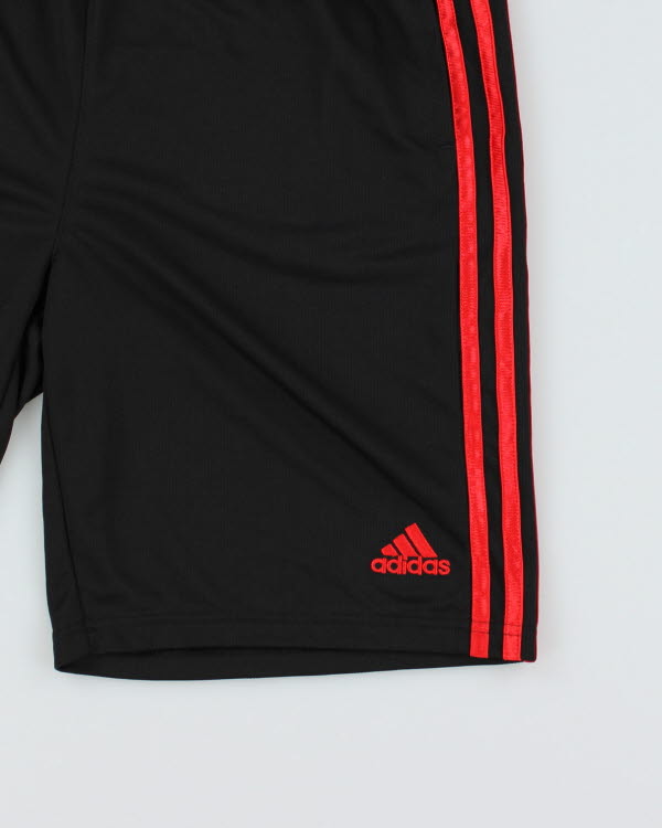 Adidas Lightweight Basketball Shorts - W30 L8