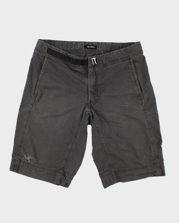 Arc'teryx Men's Belted Dark Grey Shorts - W34
