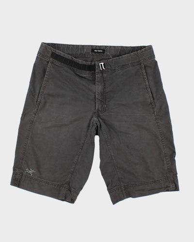 Arc'teryx Men's Belted Dark Grey Shorts - W34