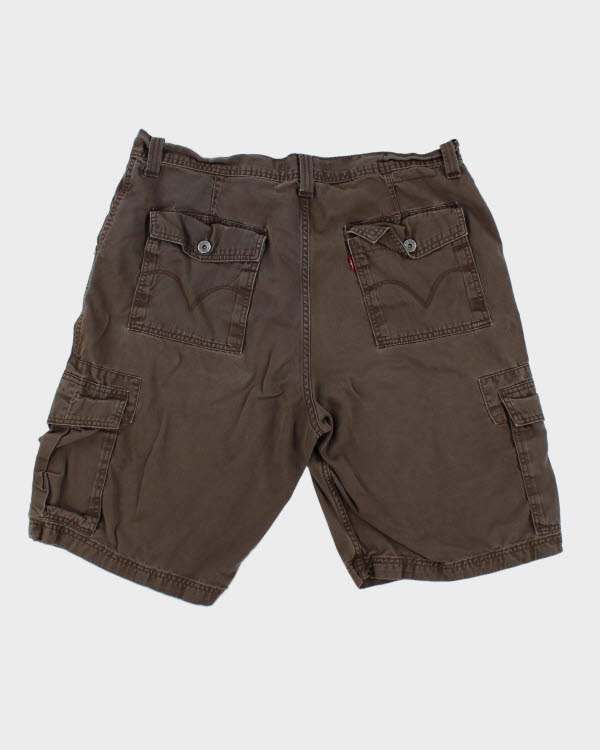 00s Levi's Brown Cargo Shorts - W40