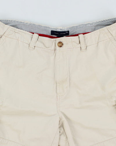 00s Tommy Hilfiger Cream Cargo Shorts - W36