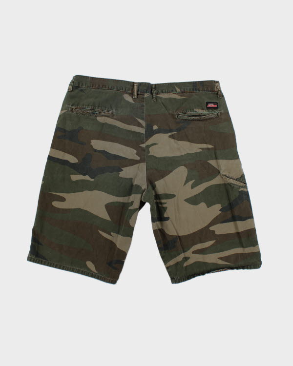 Vintage Dickies Oversized Camouflage Shorts - W38 L12