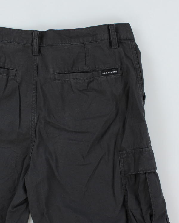 Vintage Calvin Klein Cargo Shorts - W32 L10