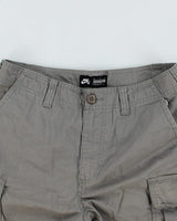 Nike SB Lightweight Cargo Shorts - W30 L8