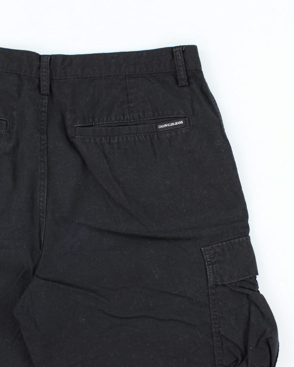 Vintage Lightweight Calvin Klein Cargo Shorts - W34 L10