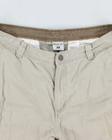 Vintage Columbia Multi Pocket Cargo Shorts - W36 L10