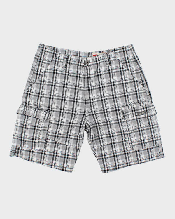 Vintage Wrangler Patterned Cargo Shorts - W34 L9