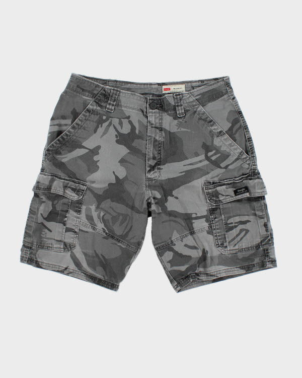 Vintage Camouflage Cargo Shorts - W34 L9