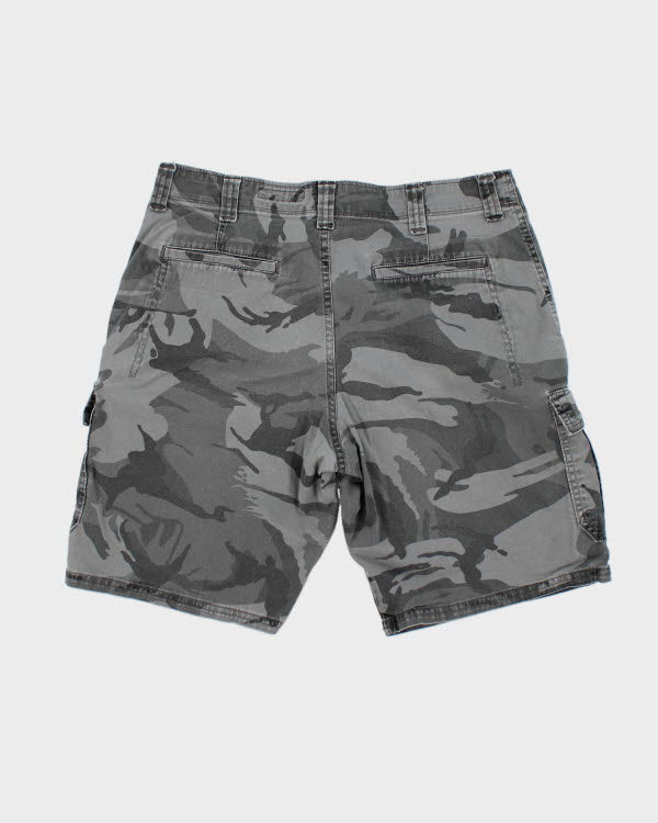 Vintage Camouflage Cargo Shorts - W34 L9