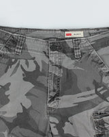 Vintage Camouflage Cargo Shorts - W34 L9