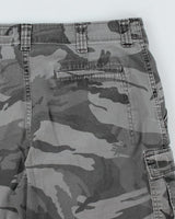 Vintage Camouflage Cargo Shorts - W34 L9