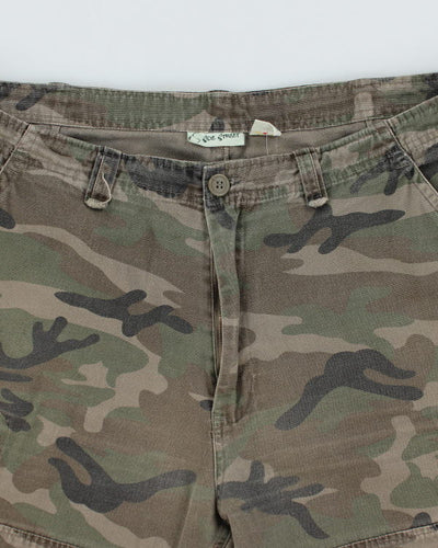 Vintage Side Street Camouflage Cargo Shorts - W38 L10