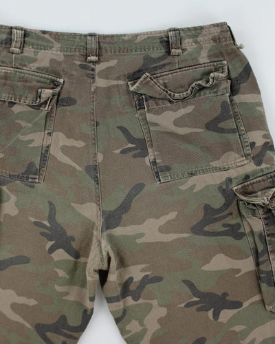 Vintage Side Street Camouflage Cargo Shorts - W38 L10