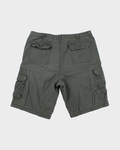 Vintage Baggy Fit Cargo Shorts - W40 L12