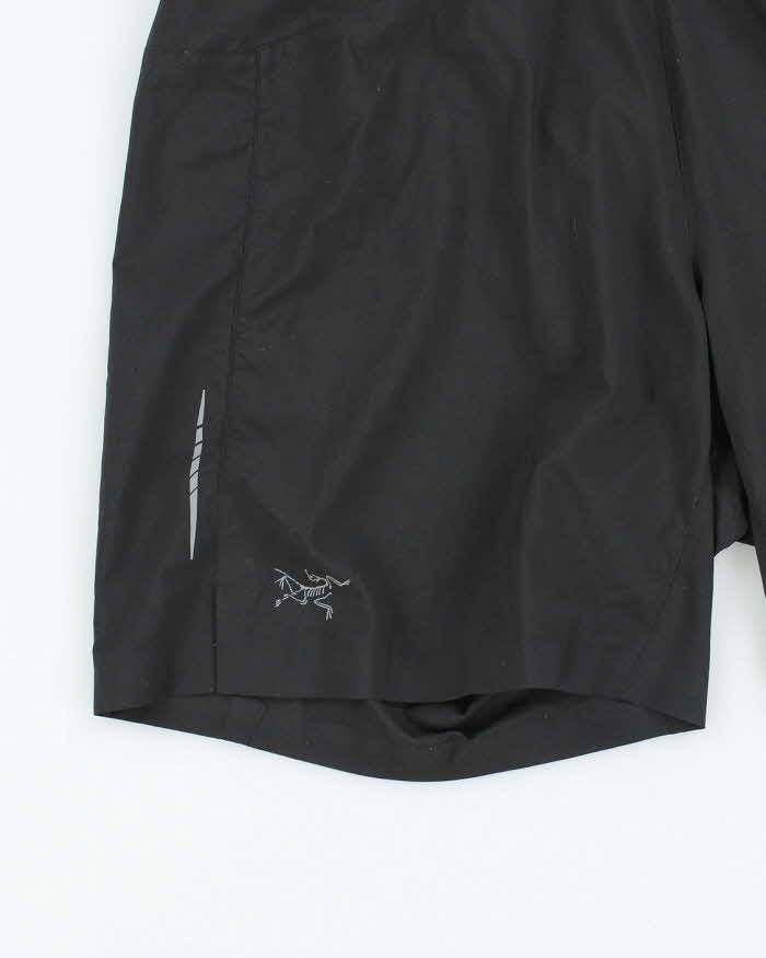 Arc'teryx Black Sports Shorts - S