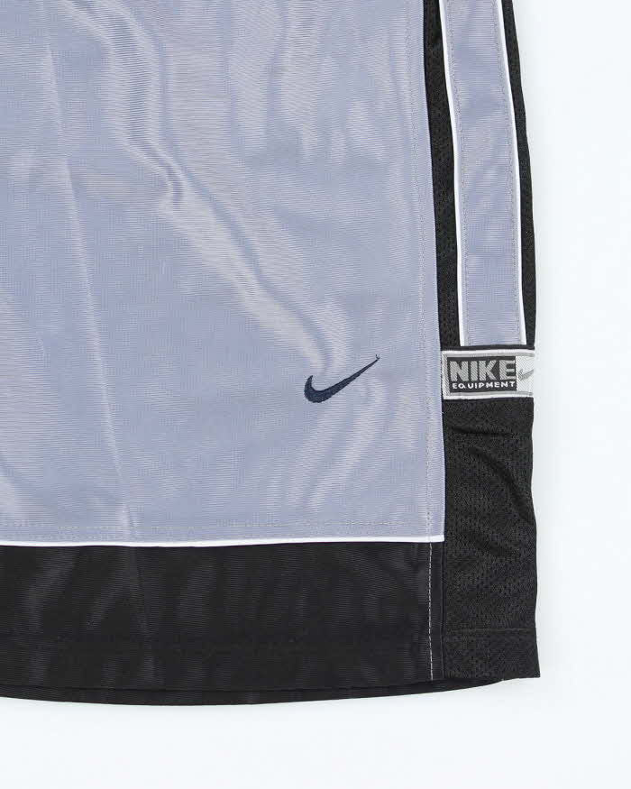 Vintage Nike Basketball Shorts - M