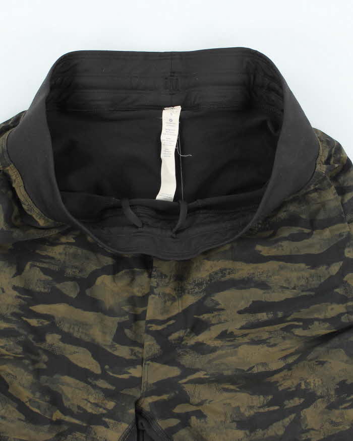 Men's Lululemon Lightweight Camouflage Cycle Sports Shorts - S