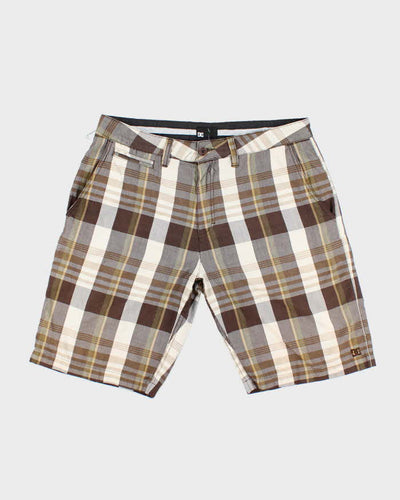 Vintage 2000's DC Skate Co. Patterned Board Shorts - W32 L10