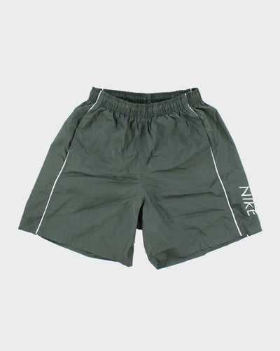 Vintage 90's Nike Lightweight Mesh Lined Sports Shorts - M