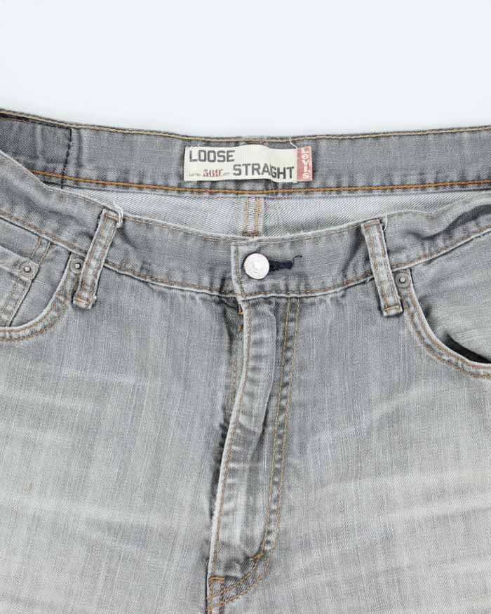 Vintage Levi's Relaxed Fit Grey Faded Denim Shorts - W33 L10