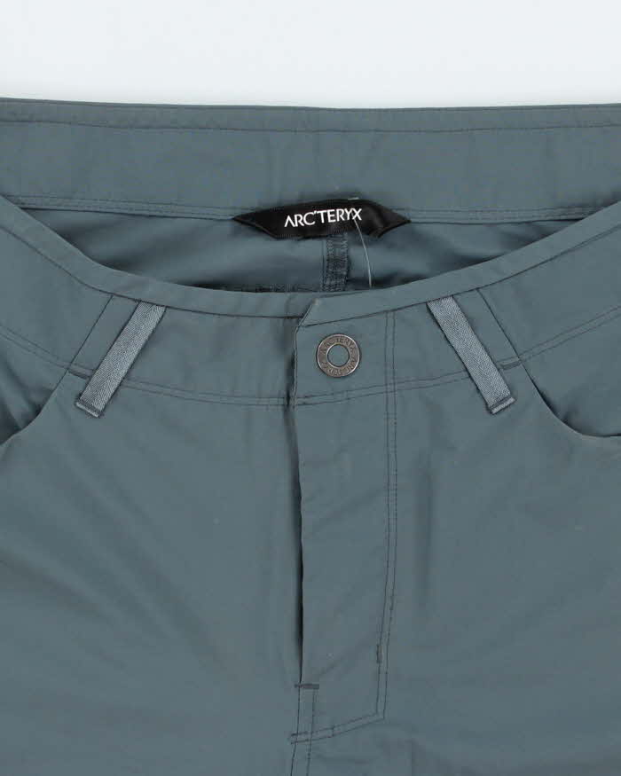 Vintage Arc'teryx Lightweight Sports Shorts - W28 L8