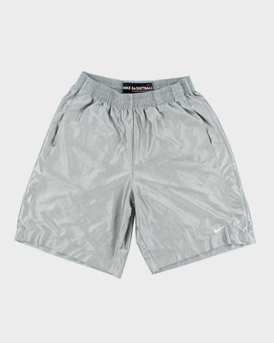 Vintage 90's Nike Basketball Oversized Sports Shorts - W28 L9