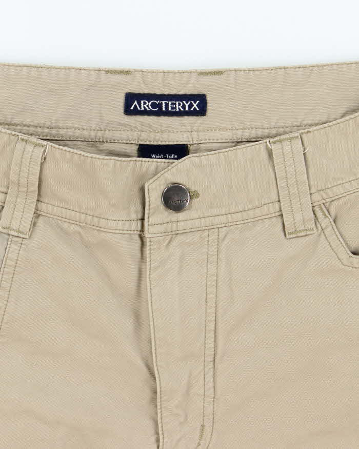 Vintage 2000's Arc'teryx Lightweight Beige Hiking Shorts - W34 L11